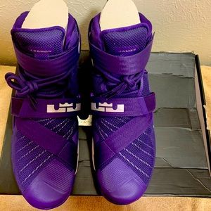 LEBRON SOLDIER IX TB